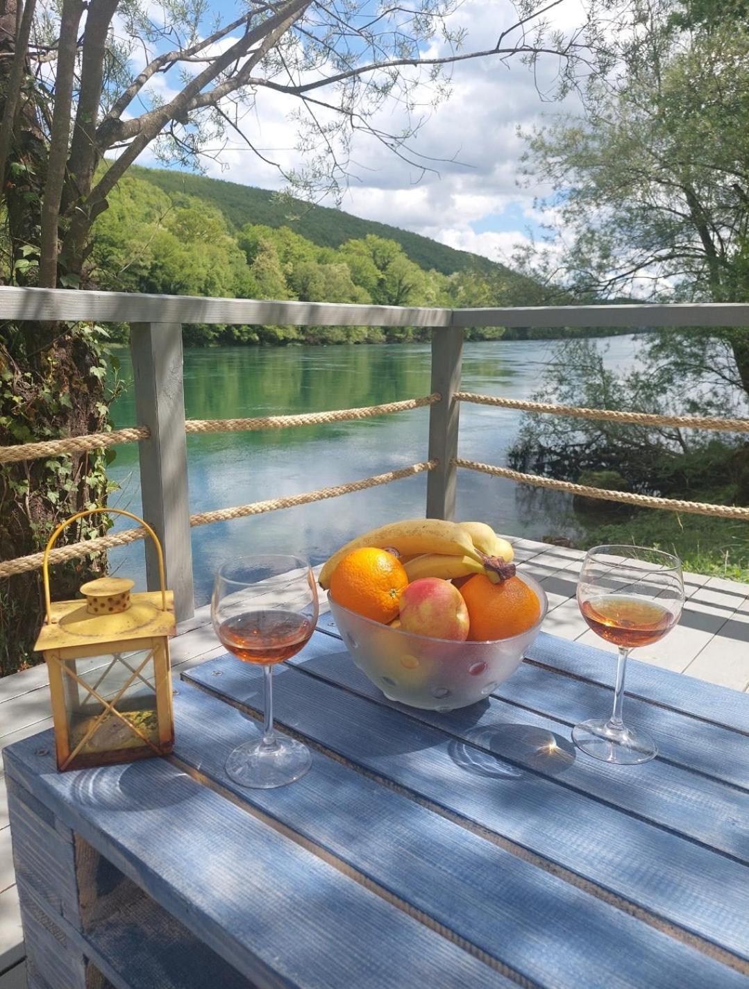 Brvnara Na Obali Reke Drine Villa Beserovina Bagian luar foto